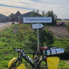 Trijeboerehuzen-gem.-Noardeast-Fryslan